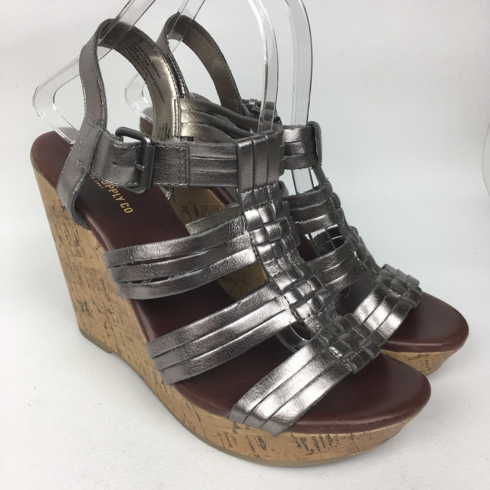 Mossimo All Man Made Wedge Sandals